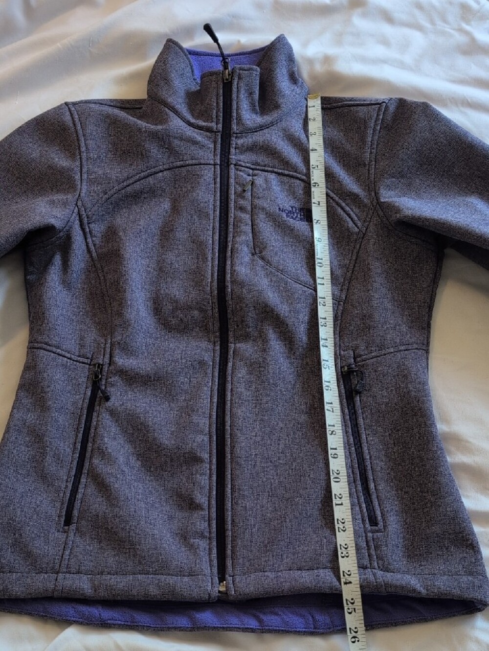 The North Face Women’s Soft-Shell Jacket - Picture 6 of 12